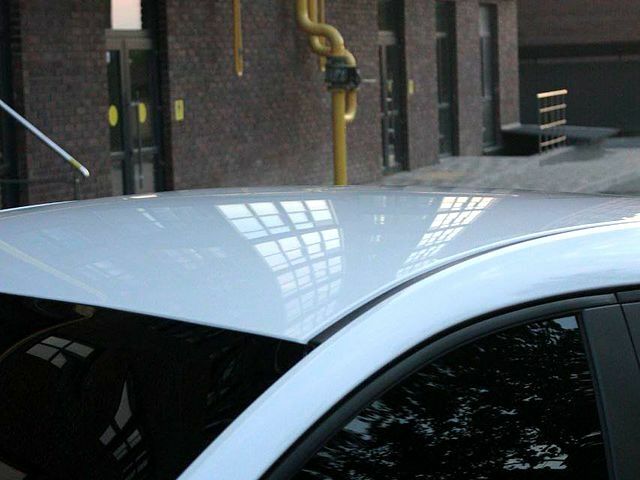Білий Мазда 3, об'ємом двигуна 2.5 л та пробігом 14 тис. км за 16700 $, фото 3 на Automoto.ua