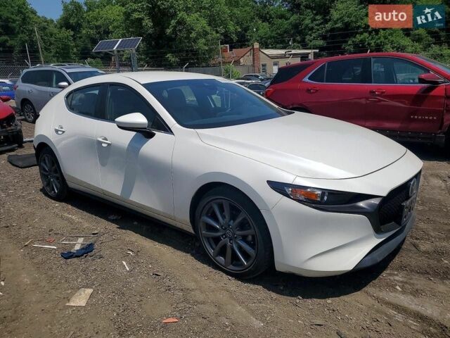 Білий Мазда 3, об'ємом двигуна 2.5 л та пробігом 101 тис. км за 3000 $, фото 3 на Automoto.ua