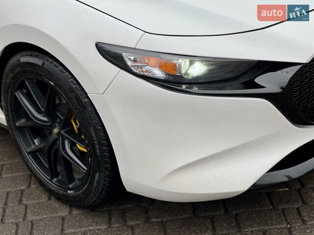 Білий Мазда 3, об'ємом двигуна 2.5 л та пробігом 81 тис. км за 16300 $, фото 59 на Automoto.ua