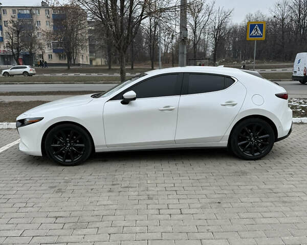 Белый Мазда 3, объемом двигателя 2.5 л и пробегом 120 тыс. км за 19300 $, фото 3 на Automoto.ua