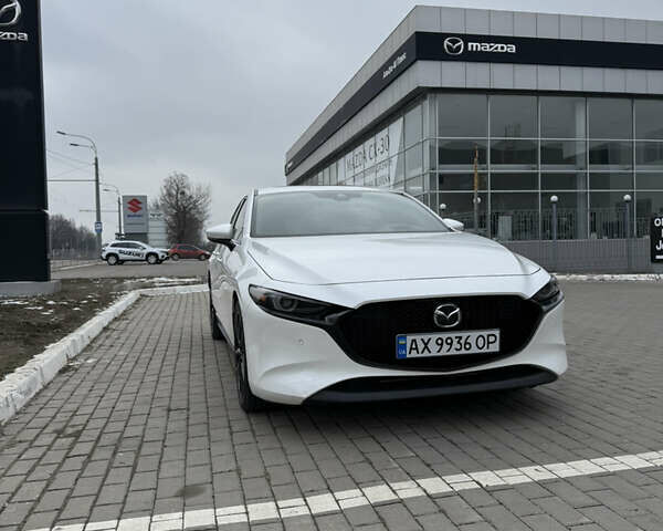 Белый Мазда 3, объемом двигателя 2.5 л и пробегом 120 тыс. км за 19300 $, фото 1 на Automoto.ua