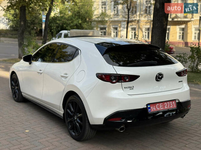 Білий Мазда 3, об'ємом двигуна 2.5 л та пробігом 116 тис. км за 17999 $, фото 6 на Automoto.ua