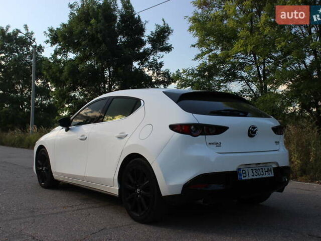 Белый Мазда 3, объемом двигателя 2.5 л и пробегом 110 тыс. км за 21000 $, фото 8 на Automoto.ua