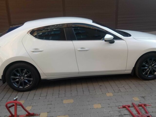 Білий Мазда 3, об'ємом двигуна 2.5 л та пробігом 40 тис. км за 19000 $, фото 7 на Automoto.ua