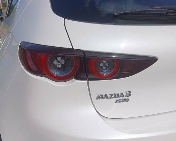 Белый Мазда 3, объемом двигателя 2.5 л и пробегом 38 тыс. км за 18900 $, фото 14 на Automoto.ua