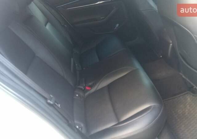 Білий Мазда 3, об'ємом двигуна 2.5 л та пробігом 40 тис. км за 19000 $, фото 15 на Automoto.ua