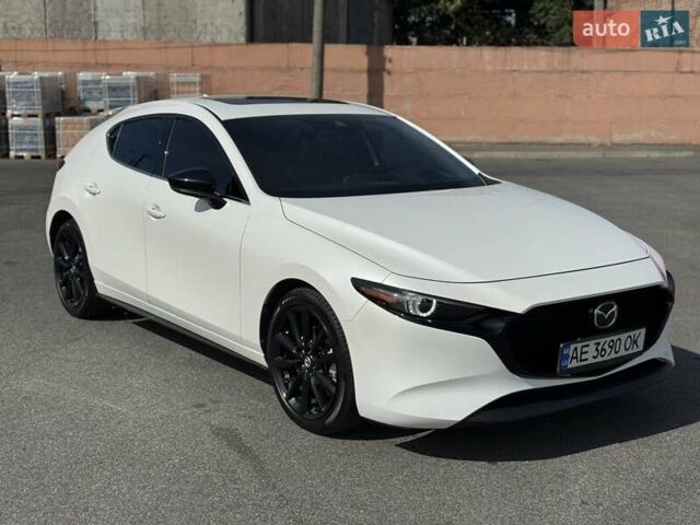 Белый Мазда 3, объемом двигателя 2.5 л и пробегом 80 тыс. км за 18900 $, фото 2 на Automoto.ua