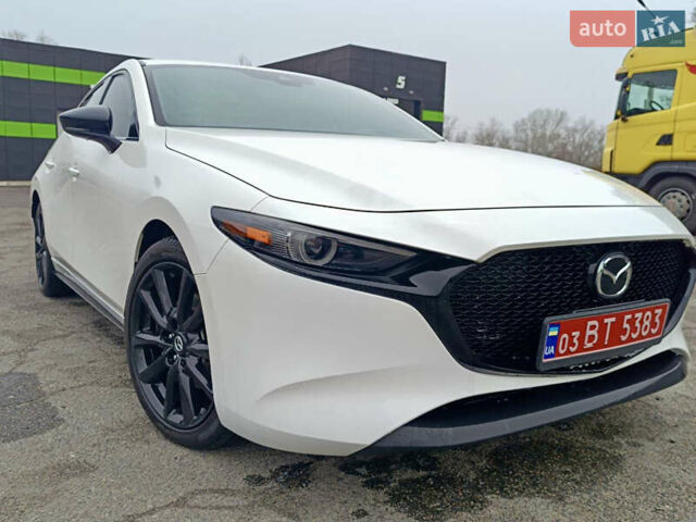 Белый Мазда 3, объемом двигателя 2.5 л и пробегом 80 тыс. км за 17999 $, фото 5 на Automoto.ua