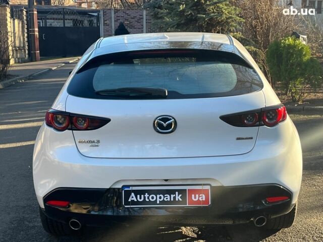 Белый Мазда 3, объемом двигателя 2.5 л и пробегом 39 тыс. км за 18990 $, фото 9 на Automoto.ua