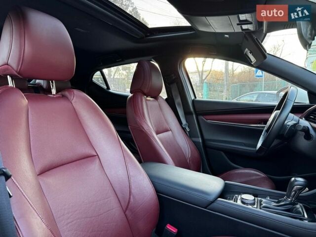 Белый Мазда 3, объемом двигателя 2.5 л и пробегом 39 тыс. км за 18490 $, фото 25 на Automoto.ua