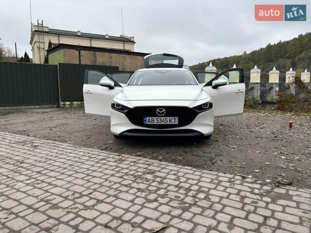 Білий Мазда 3, об'ємом двигуна 2.5 л та пробігом 97 тис. км за 18500 $, фото 8 на Automoto.ua