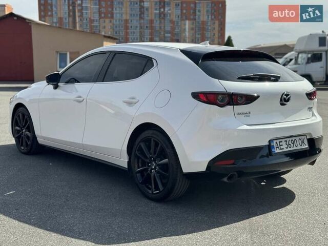 Белый Мазда 3, объемом двигателя 2.5 л и пробегом 80 тыс. км за 18900 $, фото 7 на Automoto.ua