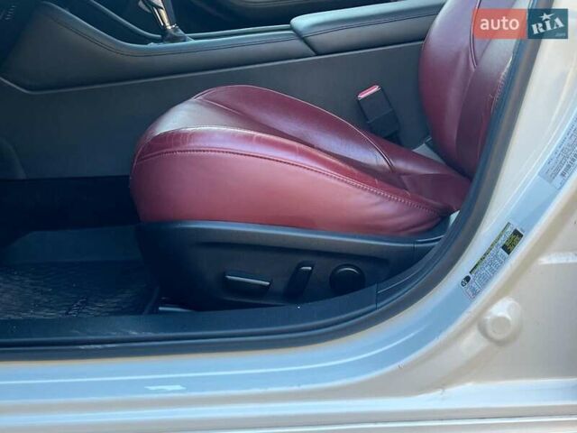 Белый Мазда 3, объемом двигателя 2.5 л и пробегом 39 тыс. км за 18990 $, фото 19 на Automoto.ua