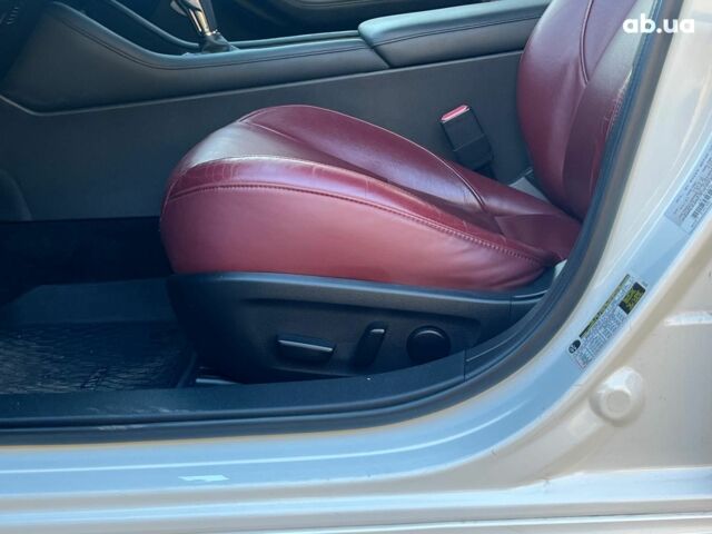 Белый Мазда 3, объемом двигателя 2.5 л и пробегом 39 тыс. км за 18990 $, фото 19 на Automoto.ua