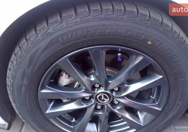 Білий Мазда 3, об'ємом двигуна 2.5 л та пробігом 40 тис. км за 19000 $, фото 29 на Automoto.ua