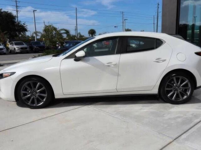 Білий Мазда 3, об'ємом двигуна 2.5 л та пробігом 27 тис. км за 9000 $, фото 6 на Automoto.ua