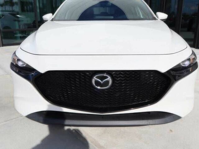 Білий Мазда 3, об'ємом двигуна 2.5 л та пробігом 27 тис. км за 9000 $, фото 1 на Automoto.ua