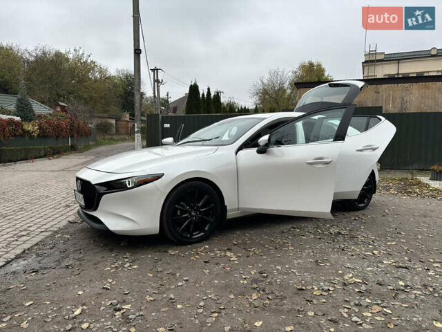 Білий Мазда 3, об'ємом двигуна 2.5 л та пробігом 97 тис. км за 18500 $, фото 10 на Automoto.ua