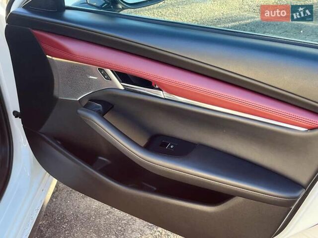 Белый Мазда 3, объемом двигателя 2.5 л и пробегом 39 тыс. км за 18990 $, фото 34 на Automoto.ua