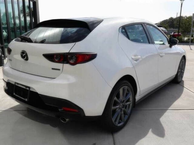 Білий Мазда 3, об'ємом двигуна 2.5 л та пробігом 27 тис. км за 9000 $, фото 3 на Automoto.ua