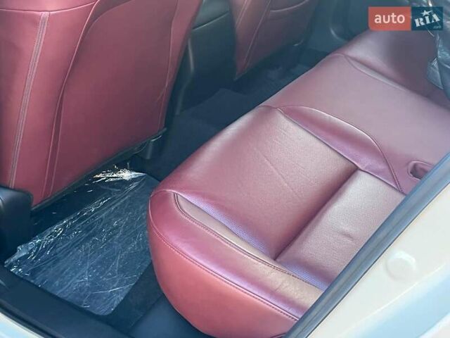 Белый Мазда 3, объемом двигателя 2.5 л и пробегом 39 тыс. км за 18990 $, фото 31 на Automoto.ua