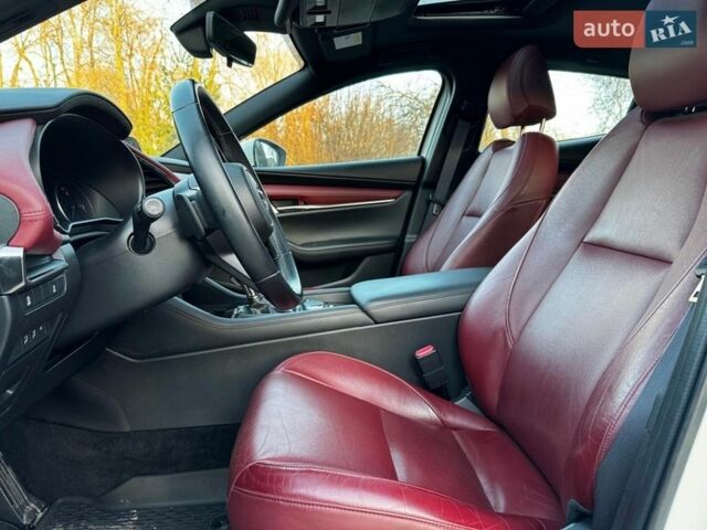 Белый Мазда 3, объемом двигателя 2.5 л и пробегом 39 тыс. км за 18490 $, фото 20 на Automoto.ua