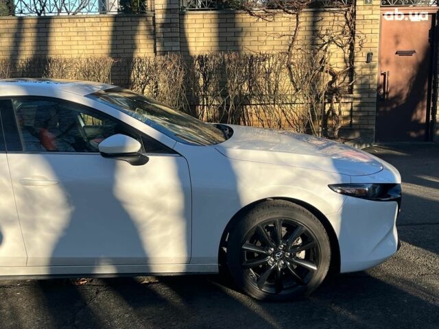 Белый Мазда 3, объемом двигателя 2.5 л и пробегом 39 тыс. км за 18990 $, фото 5 на Automoto.ua