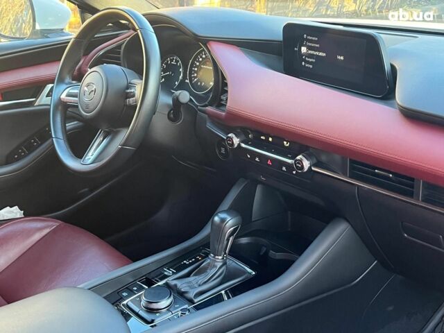 Белый Мазда 3, объемом двигателя 2.5 л и пробегом 39 тыс. км за 18990 $, фото 37 на Automoto.ua