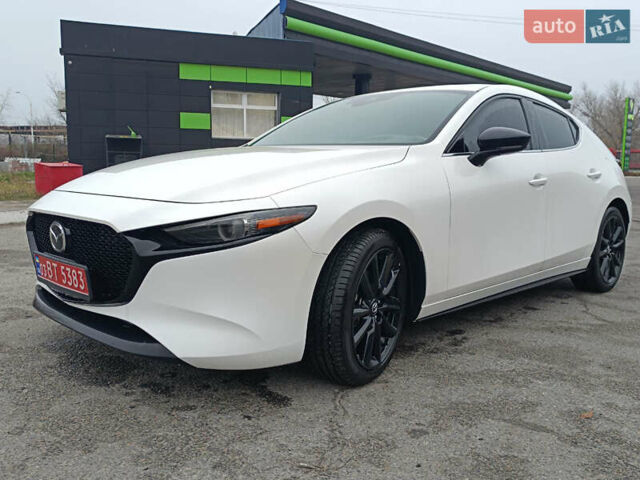 Белый Мазда 3, объемом двигателя 2.5 л и пробегом 80 тыс. км за 17999 $, фото 3 на Automoto.ua