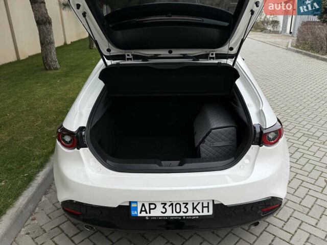 Білий Мазда 3, об'ємом двигуна 2.49 л та пробігом 42 тис. км за 24000 $, фото 5 на Automoto.ua
