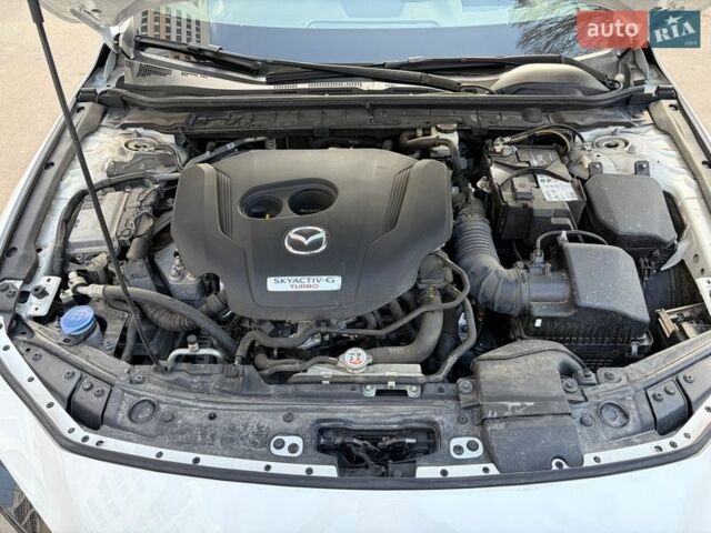 Белый Мазда 3, объемом двигателя 2.5 л и пробегом 45 тыс. км за 22600 $, фото 25 на Automoto.ua