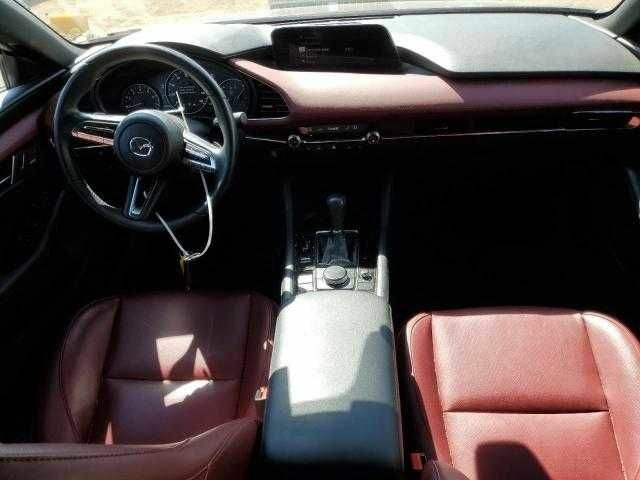 Белый Мазда 3, объемом двигателя 0 л и пробегом 14 тыс. км за 5500 $, фото 7 на Automoto.ua