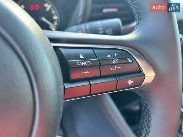 Білий Мазда 3, об'ємом двигуна 2.5 л та пробігом 2 тис. км за 19999 $, фото 18 на Automoto.ua