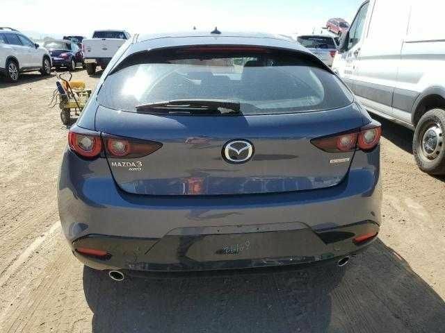 Белый Мазда 3, объемом двигателя 0 л и пробегом 14 тыс. км за 5500 $, фото 5 на Automoto.ua