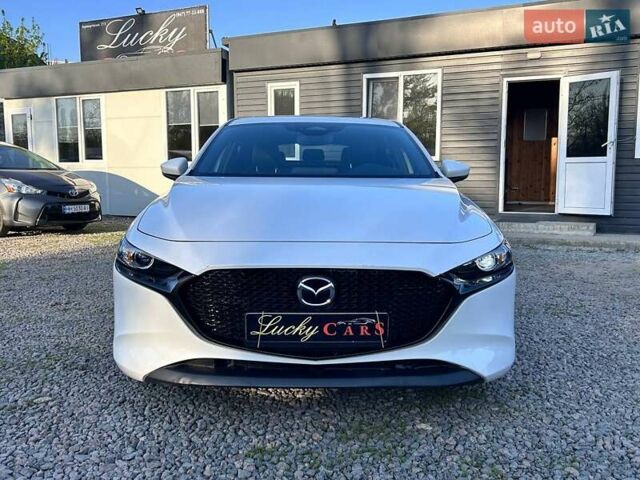 Білий Мазда 3, об'ємом двигуна 2.5 л та пробігом 2 тис. км за 19999 $, фото 2 на Automoto.ua