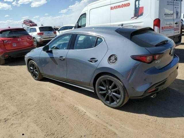 Белый Мазда 3, объемом двигателя 0 л и пробегом 14 тыс. км за 5500 $, фото 2 на Automoto.ua