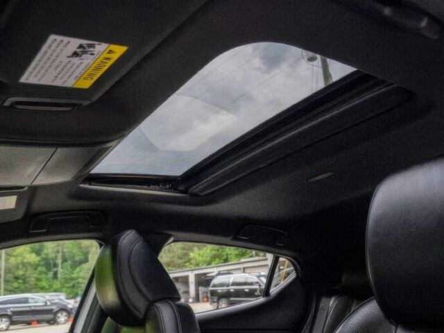 Белый Мазда 3, объемом двигателя 2.5 л и пробегом 23 тыс. км за 9000 $, фото 9 на Automoto.ua