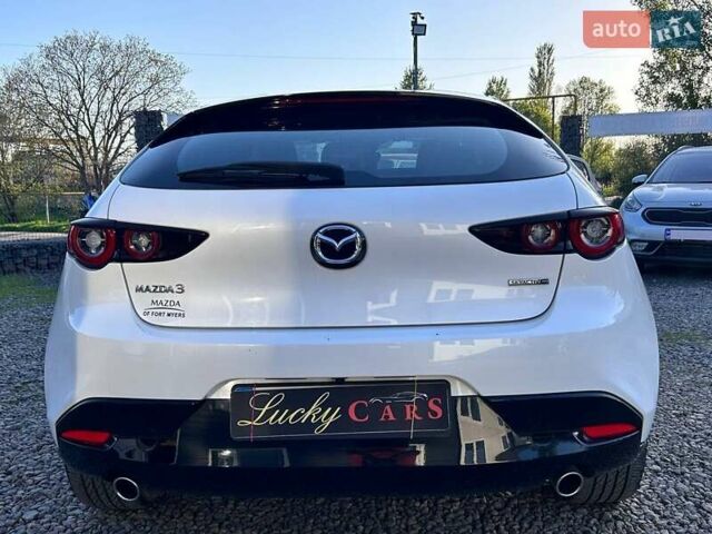 Білий Мазда 3, об'ємом двигуна 2.5 л та пробігом 2 тис. км за 19999 $, фото 6 на Automoto.ua