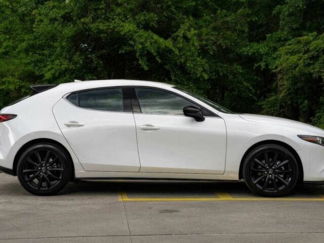 Белый Мазда 3, объемом двигателя 2.5 л и пробегом 23 тыс. км за 9000 $, фото 4 на Automoto.ua