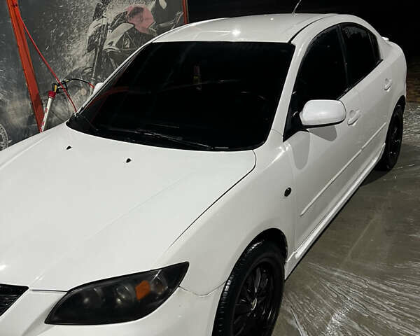 Белый Мазда 3, объемом двигателя 2 л и пробегом 295 тыс. км за 4500 $, фото 8 на Automoto.ua
