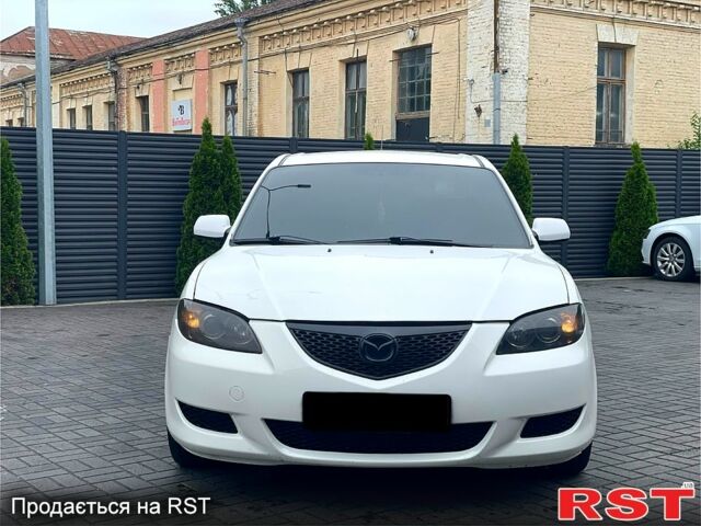 Білий Мазда 3, об'ємом двигуна 2 л та пробігом 182 тис. км за 4900 $, фото 1 на Automoto.ua