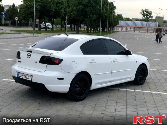 Білий Мазда 3, об'ємом двигуна 2 л та пробігом 0 тис. км за 4800 $, фото 1 на Automoto.ua