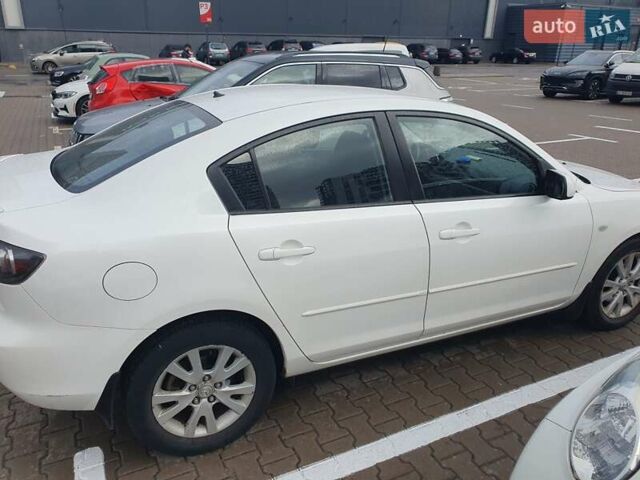 Мазда 3 2007 у Києві на Automoto.ua Білий Мазда 3, об'ємом двигуна 1.6 л та пробігом 120 тис. км за 6300 $, фото 3 на Automoto.ua