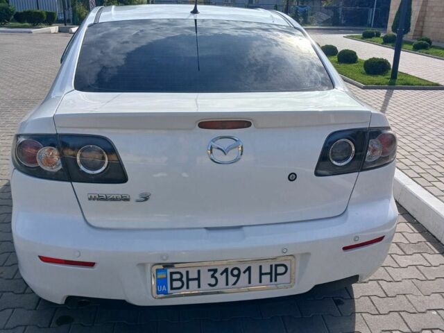 Белый Мазда 3, объемом двигателя 1.6 л и пробегом 167 тыс. км за 6500 $, фото 2 на Automoto.ua