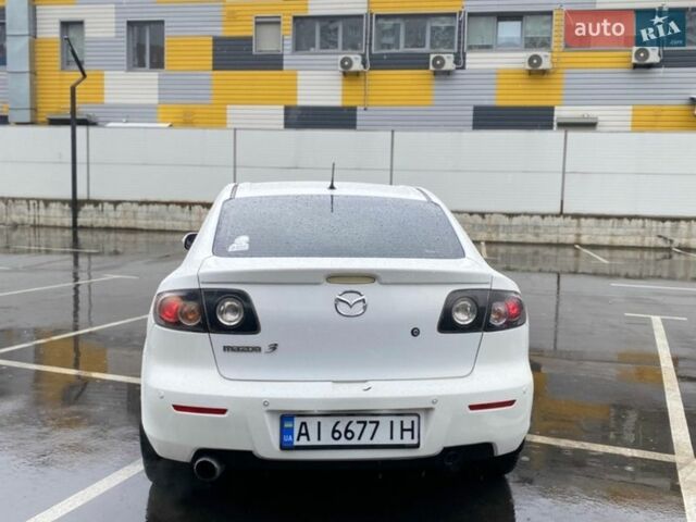 Белый Мазда 3, объемом двигателя 1.6 л и пробегом 213 тыс. км за 4999 $, фото 5 на Automoto.ua