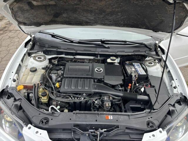 Білий Мазда 3, об'ємом двигуна 1.6 л та пробігом 156 тис. км за 6000 $, фото 16 на Automoto.ua