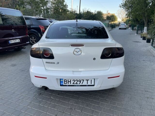 Белый Мазда 3, объемом двигателя 1.6 л и пробегом 215 тыс. км за 5650 $, фото 8 на Automoto.ua
