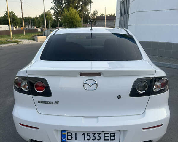 Белый Мазда 3, объемом двигателя 1.6 л и пробегом 165 тыс. км за 7500 $, фото 5 на Automoto.ua