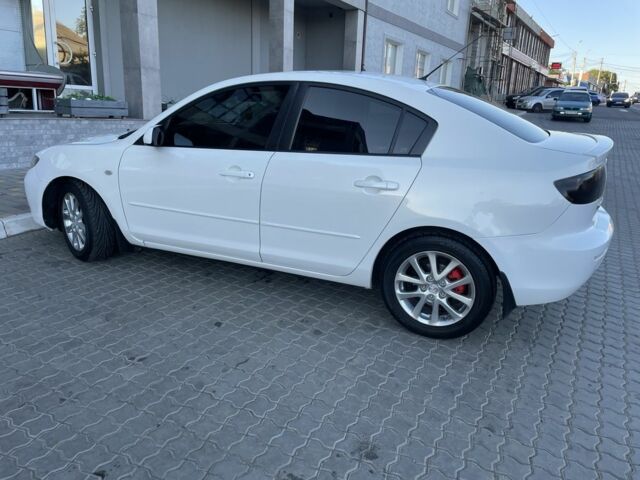 Белый Мазда 3, объемом двигателя 1.6 л и пробегом 215 тыс. км за 5350 $, фото 12 на Automoto.ua