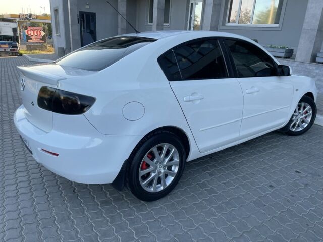 Белый Мазда 3, объемом двигателя 1.6 л и пробегом 215 тыс. км за 5350 $, фото 10 на Automoto.ua